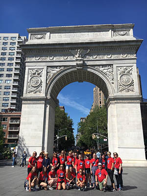A tour group with Jim Dykes in Washington Square